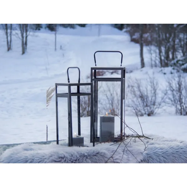 Simone lanternesett med tre lanterner i sort metall og glass