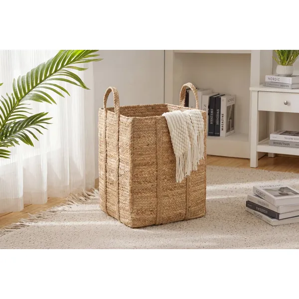 Singra kurv i natur jute