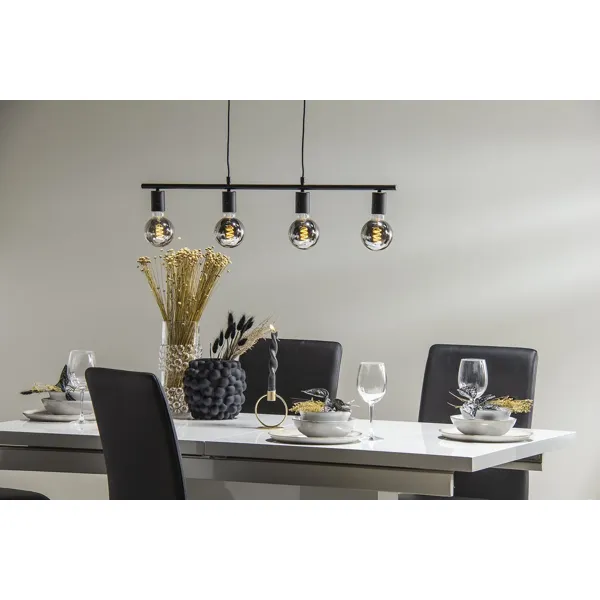Straight taklampe i sort metall med fire lys