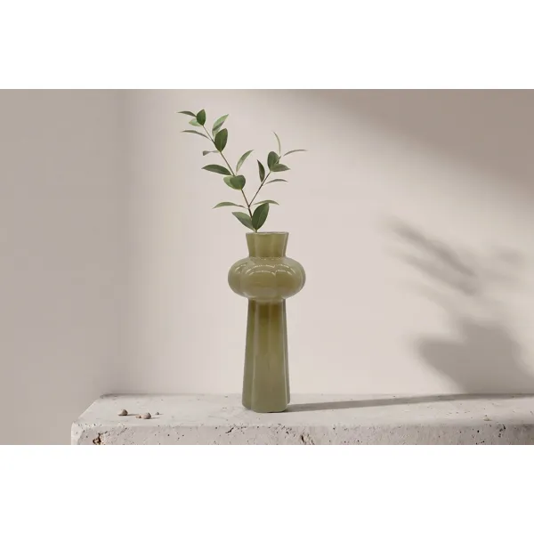 Vega vase i grønt glass