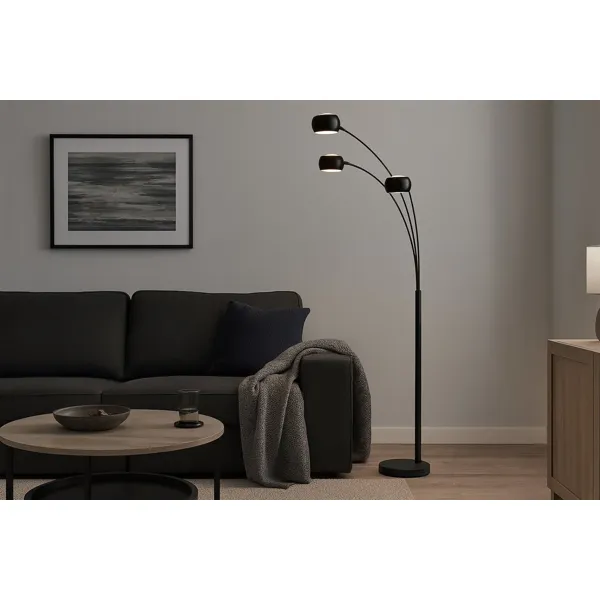 Zenith gulvlampe med tre armer i sort metall